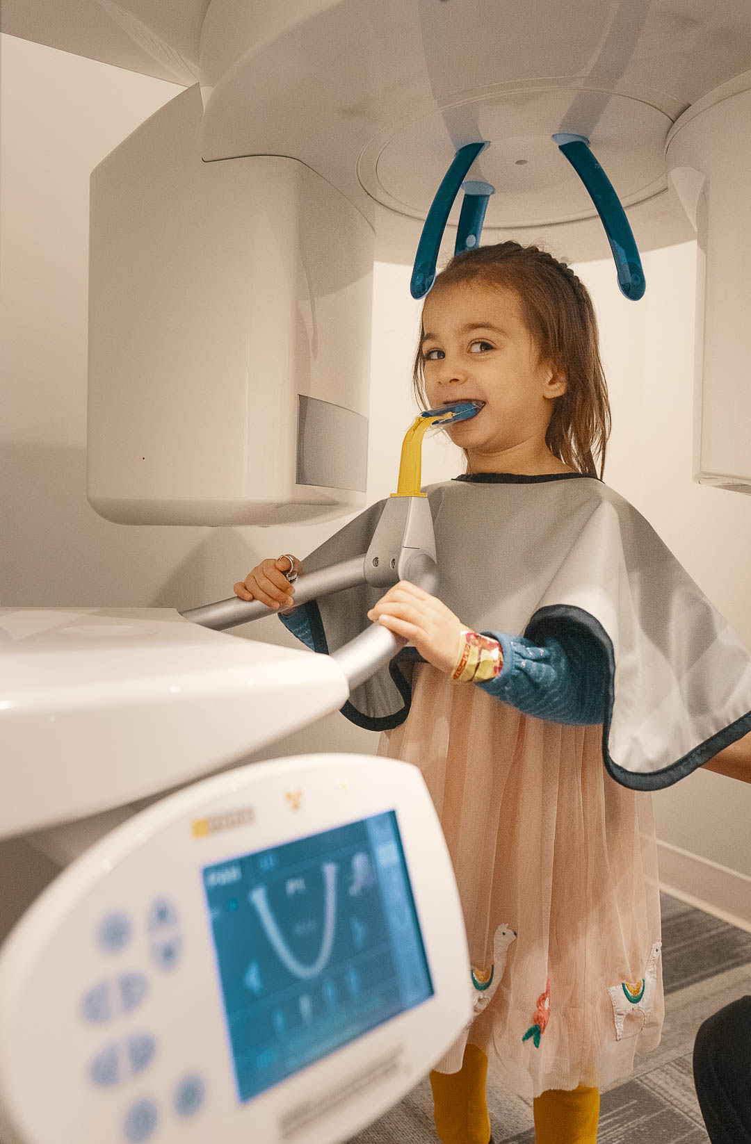 Kids at the dentist office